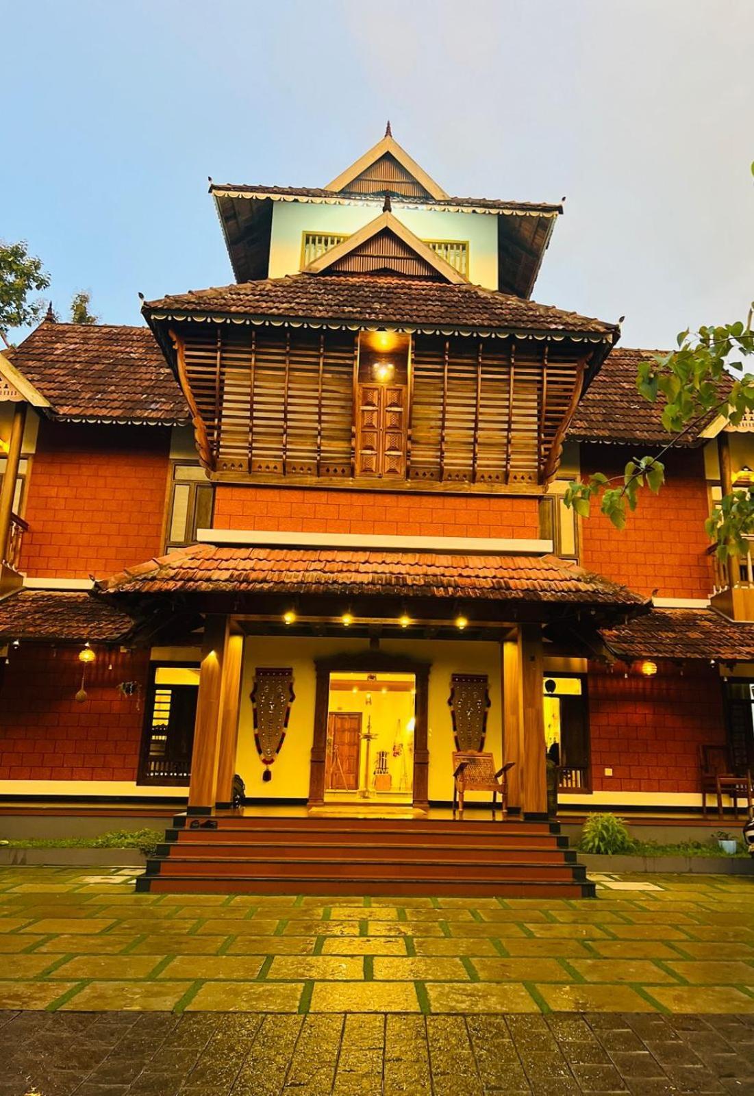 Vajra Ayurveda And Yoga Retreat * Kochi